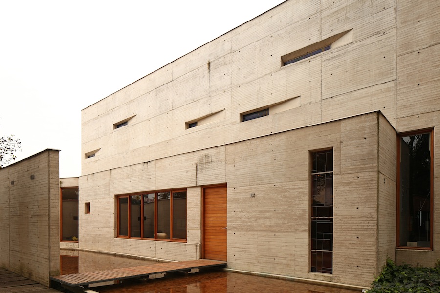 Los Nogales School Chapel / Daniel Bonilla Arquitectos