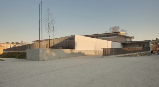 Lagarteiro Neighborhood: Urban Renewal of Public Space (1)