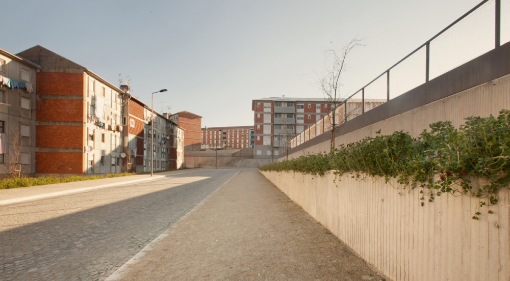 Lagarteiro Neighborhood: Urban Renewal of Public Space / Domitianus Arquitectura