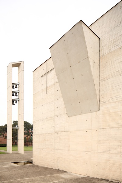 Los Nogales School Chapel / Daniel Bonilla Arquitectos