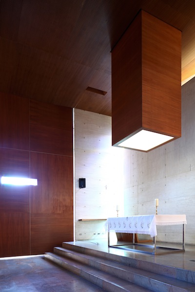 Los Nogales School Chapel / Daniel Bonilla Arquitectos