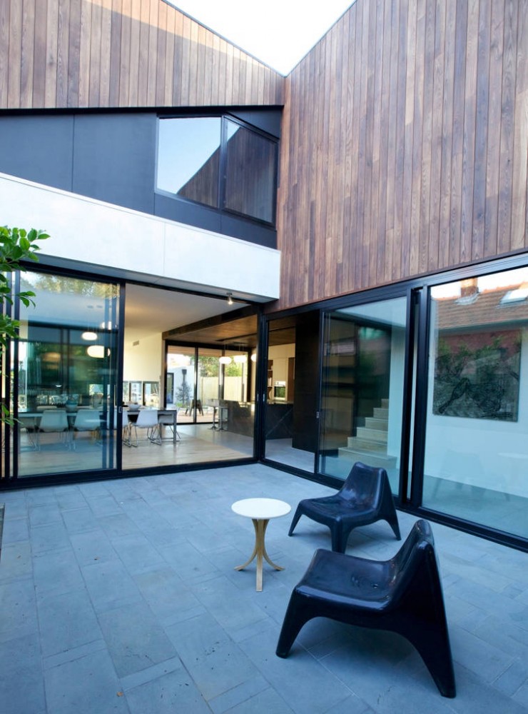 New House At Milton St Elwood Victoria / Jost Architects