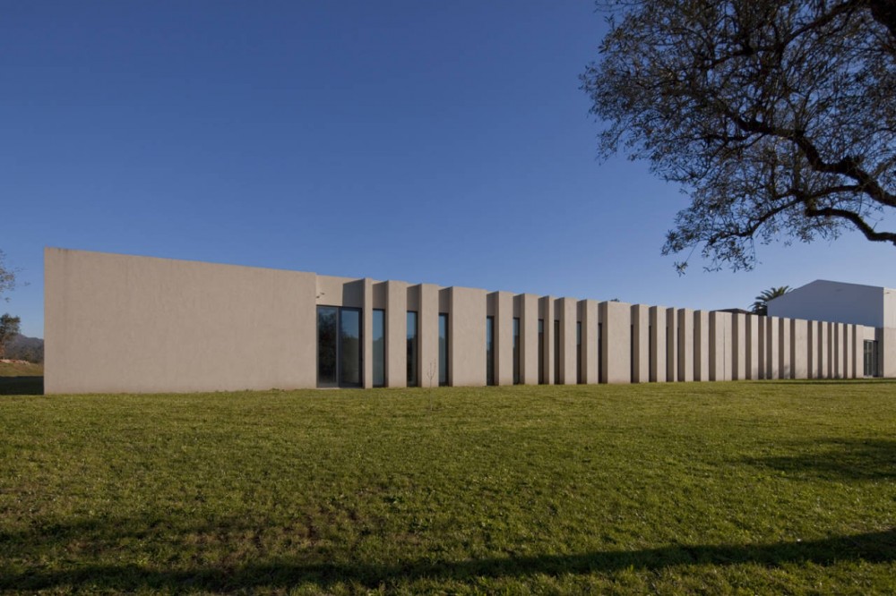 Lar Casa de Magalhaes / Atelier Carvalho Araújo