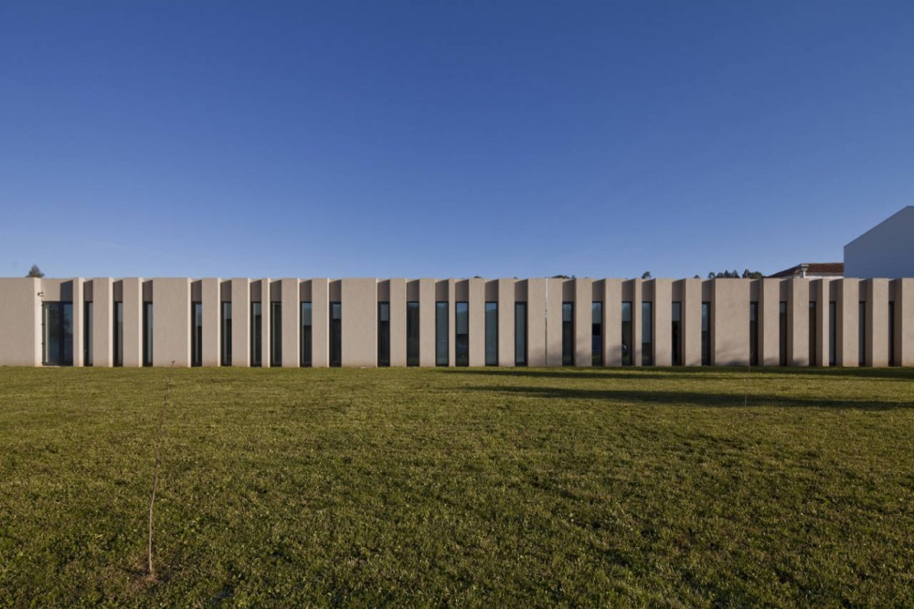Lar Casa de Magalhaes / Atelier Carvalho Araújo