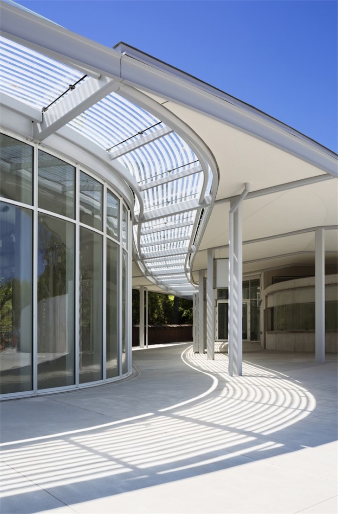 Brooklyn Botanic Garden Visitor Center Opens to the Public