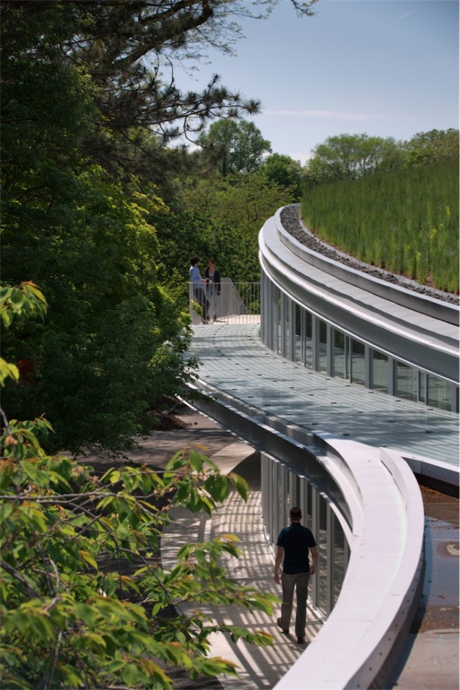 Brooklyn Botanic Garden Visitor Center Opens to the Public