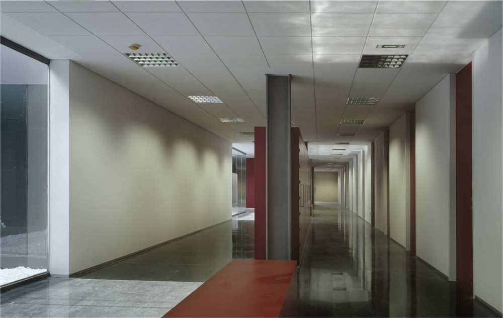 Universidad Politecnica de Valencia Expansion / Corell Monfort Palacios Arquitectos
