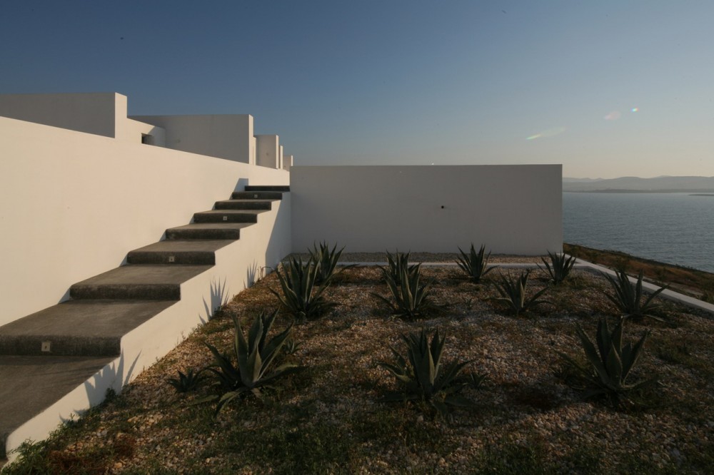 The Edge Summer Houses / React Architects