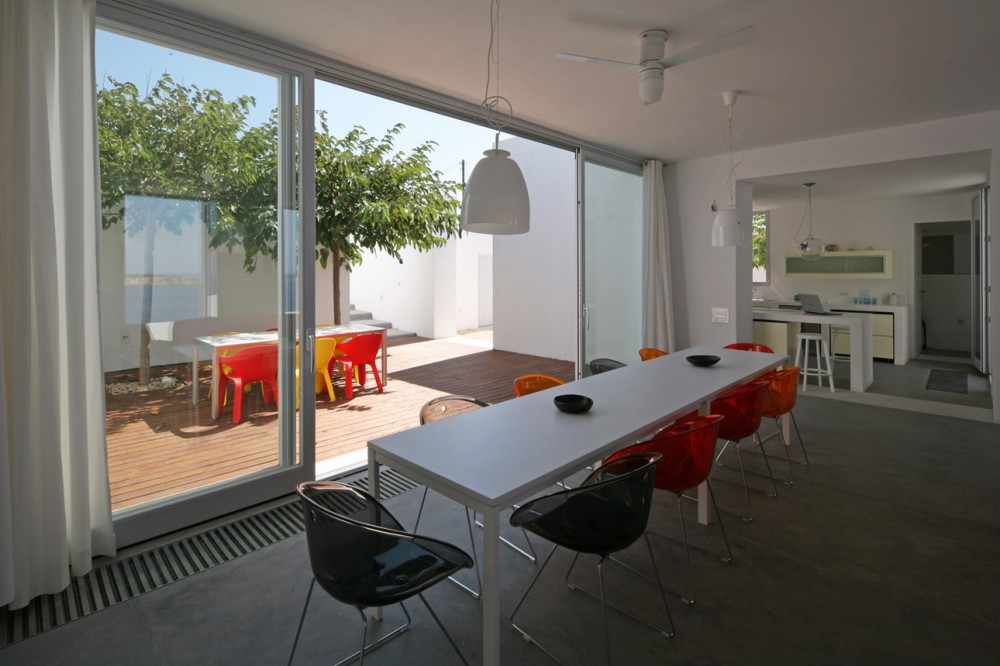 The Edge Summer Houses / React Architects