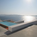 The Edge Summer Houses / React Architects The Edge Summer Houses / React Architects © Elias Chandelis