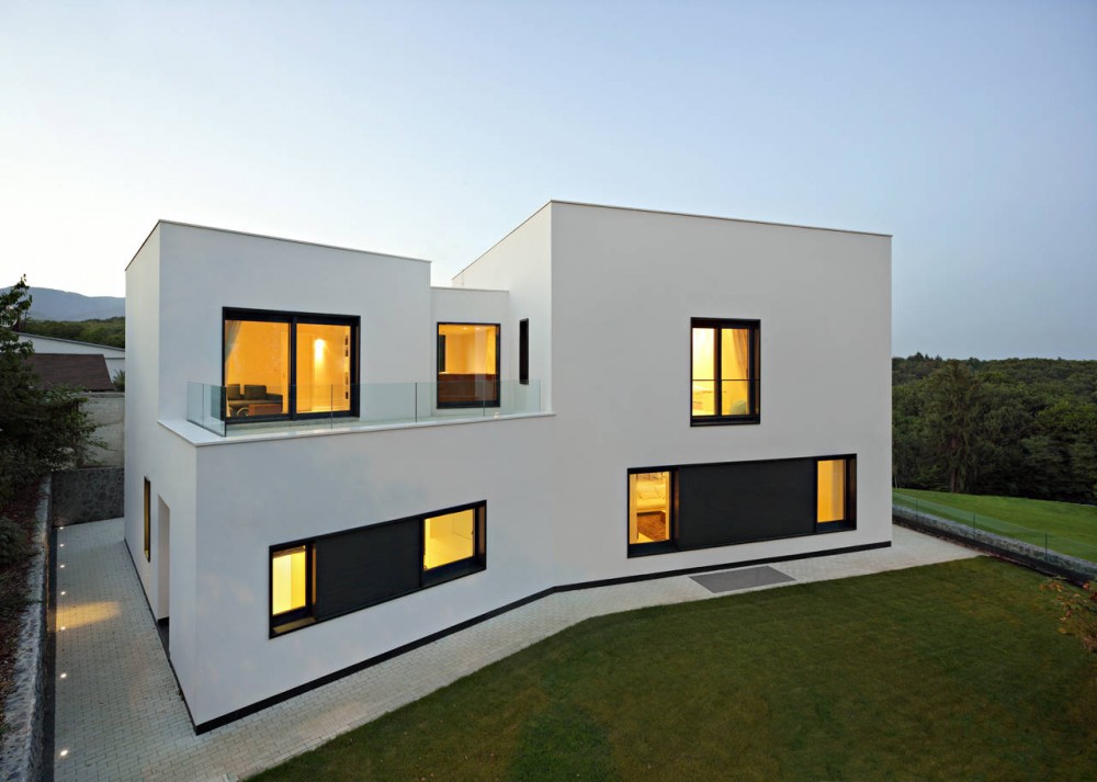 Jelenovac Residence / DVA Arhitekta