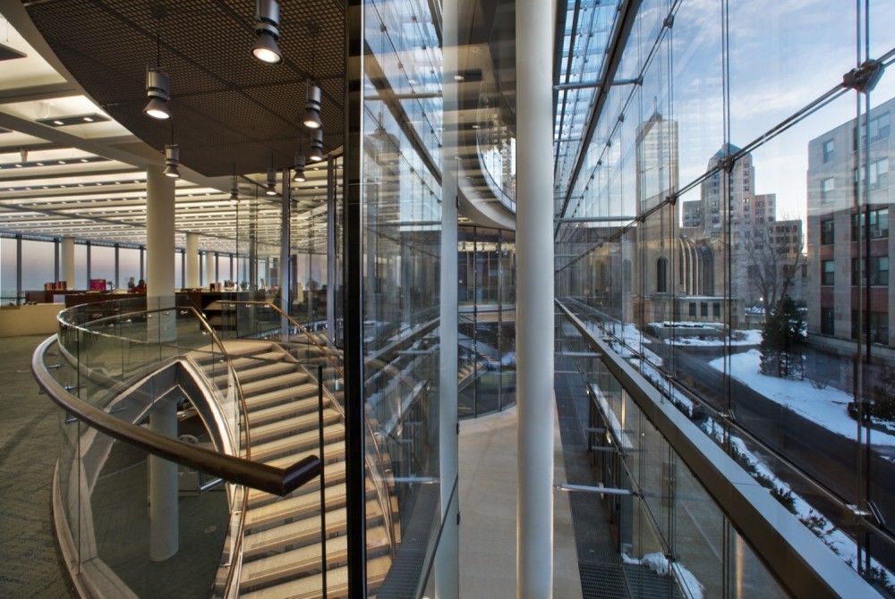 The Richard J. Klarchek Information Commons / Solomon Cordwell Buenz