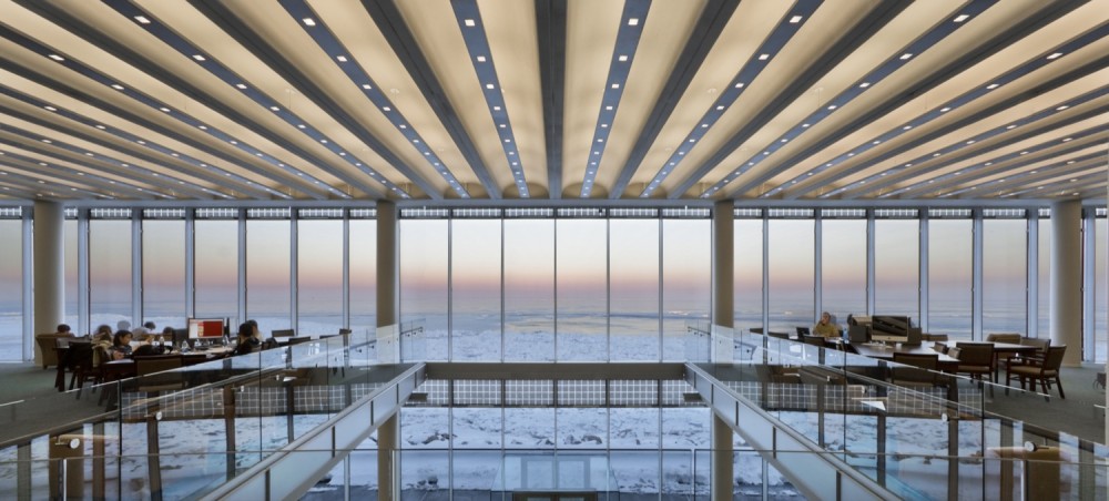 The Richard J. Klarchek Information Commons / Solomon Cordwell Buenz