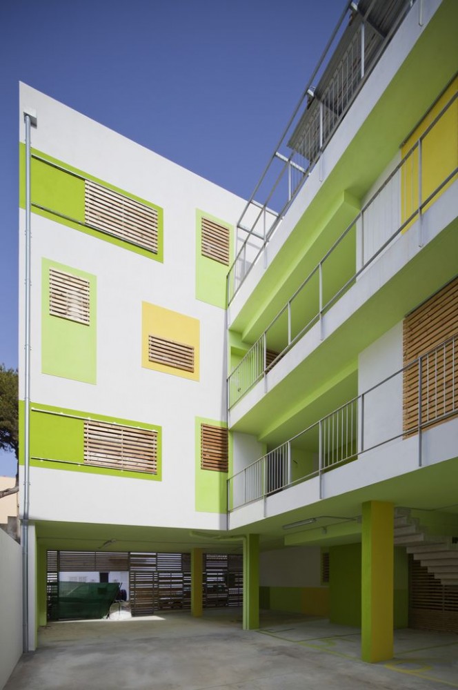 Latticework Apartment Block / Juana Canet Arquitectos & Angel M Martín Cojo Architect