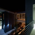 Hilltop House / Studio HT Hilltop House / Studio HT © Nathan Jenkins