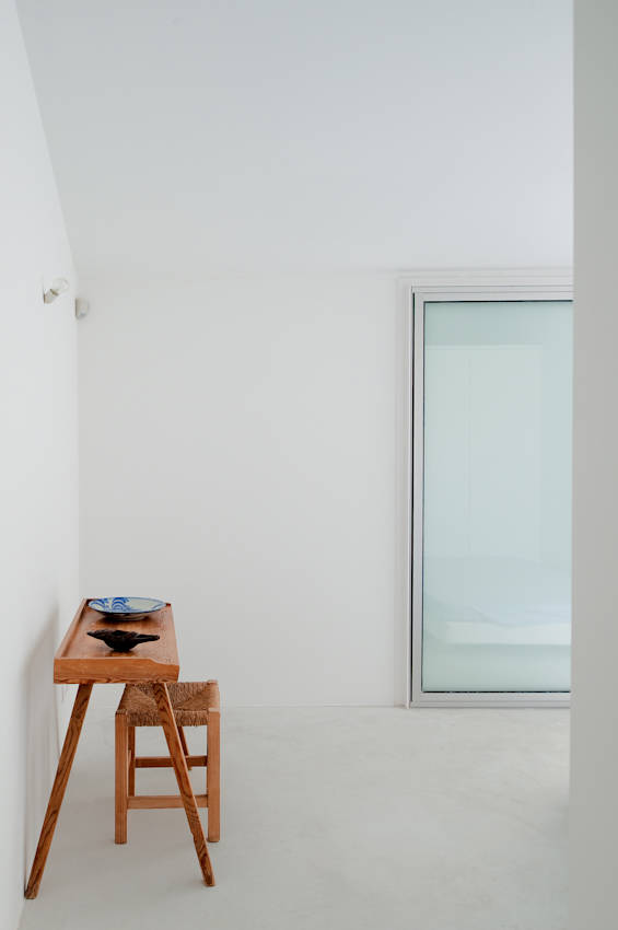 House of Agostos / Pedro Domingos Arquitectos