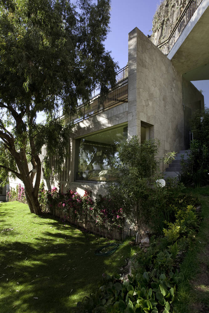 La Peña House / R-Zero