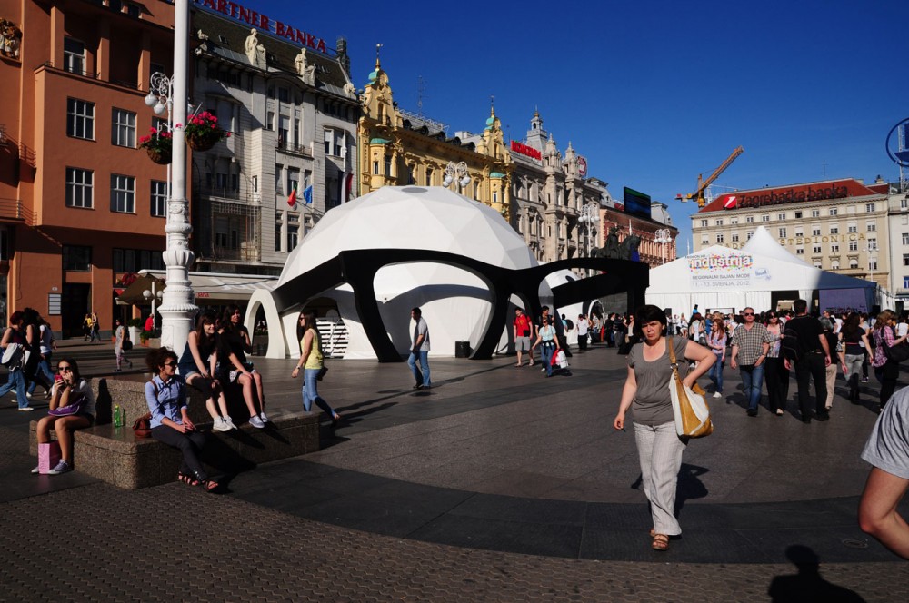 “Step Inside a Creative Mind” Installation / Prodigium
