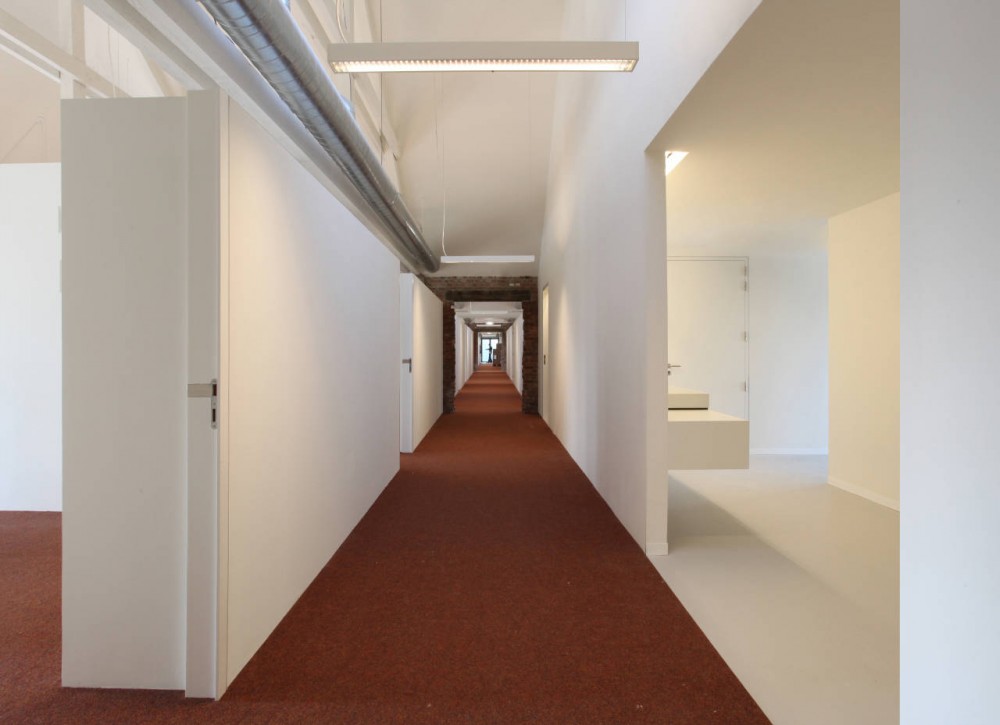Droogloodsen / Lensass Architects