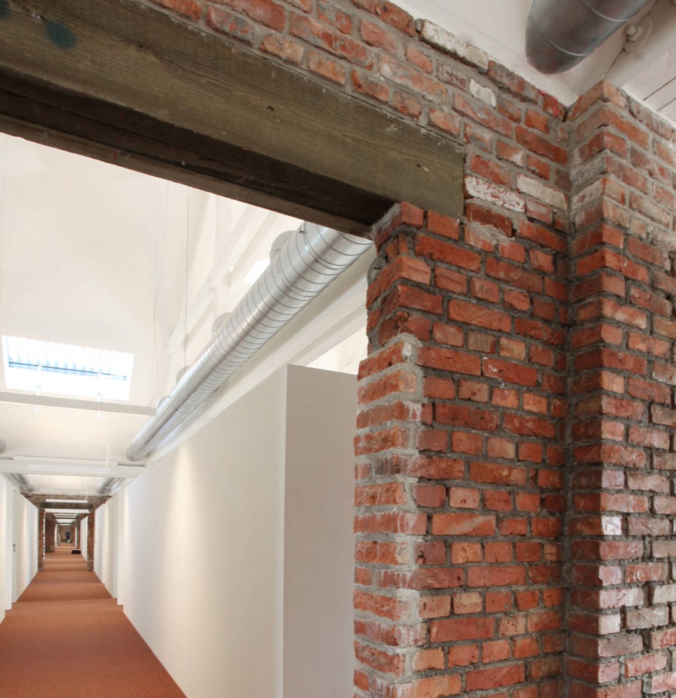 Droogloodsen / Lensass Architects