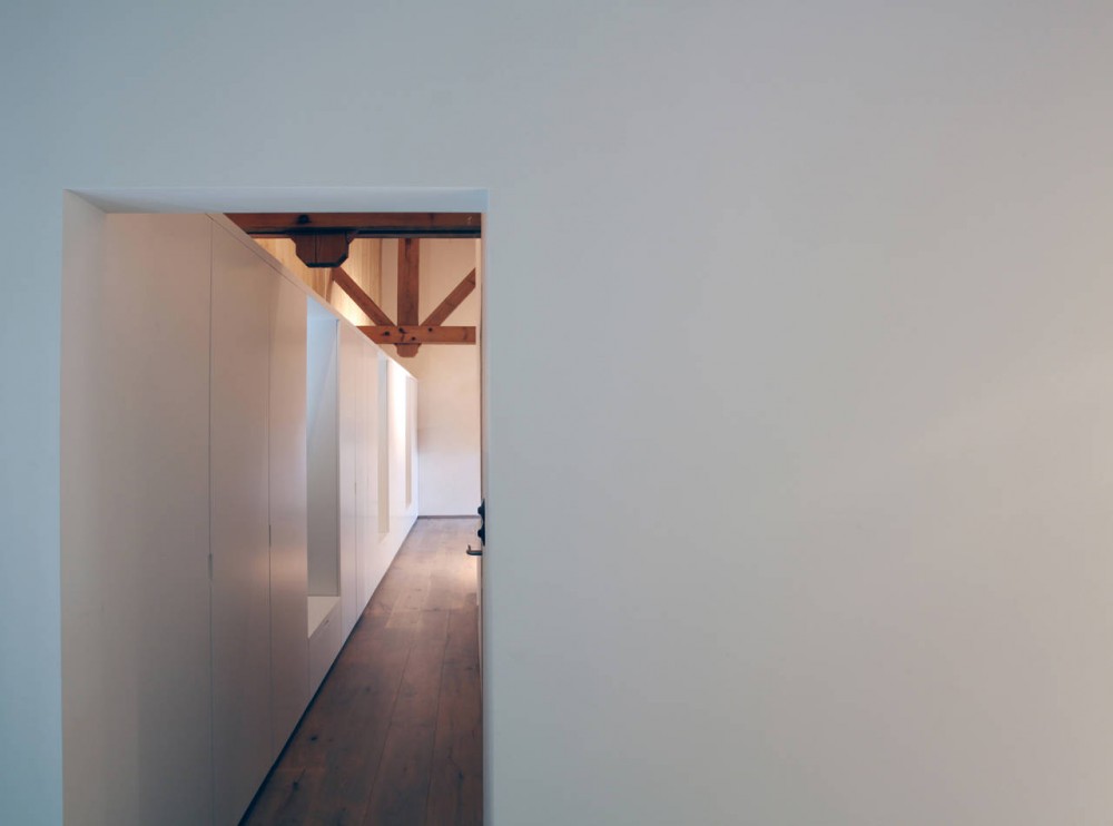 House DM / Lensass Architects