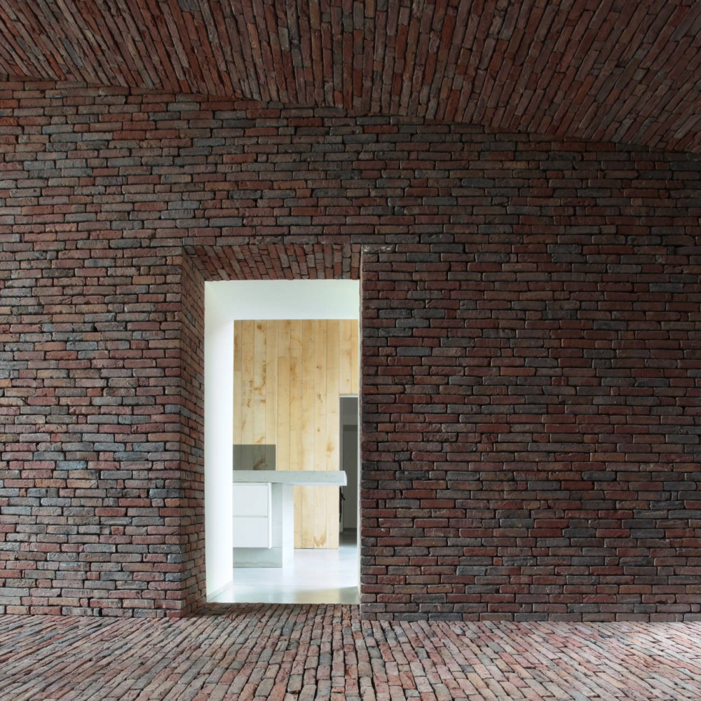 House DM / Lensass Architects