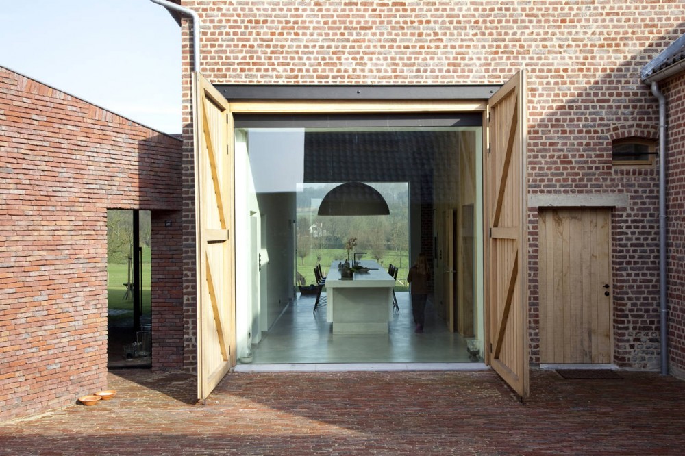 House DM / Lensass Architects