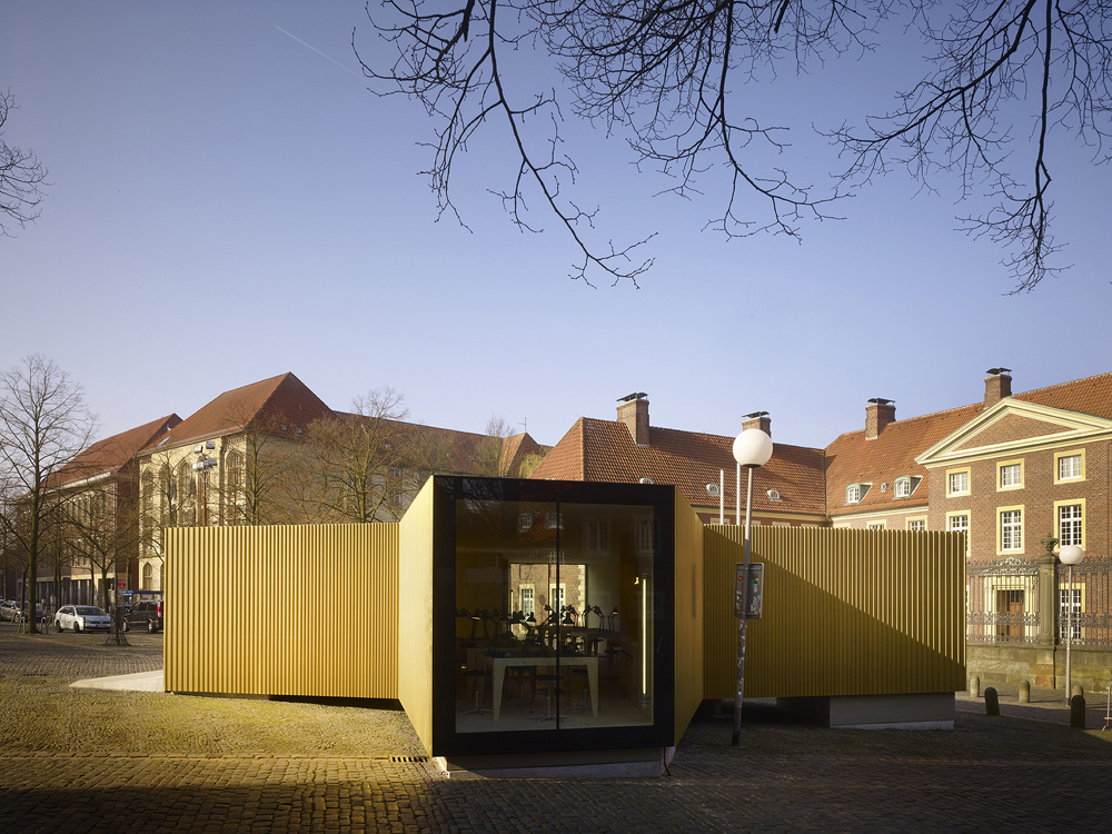 Golden Workshop / Modulorbeat Ambitious Urbanists & Planners