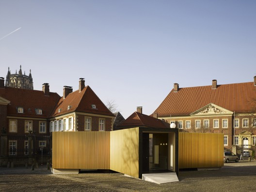 Golden Workshop / Modulorbeat Ambitious Urbanists & Planners