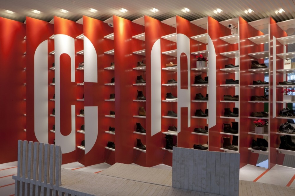 Camper’s House of Shoes / Shigeru Ban Architects + Dean Maltz Architect