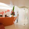 Smiles By Dr Cecile / Buensalido Architects Smiles By Dr Cecile / Buensalido Architects © Benson Go