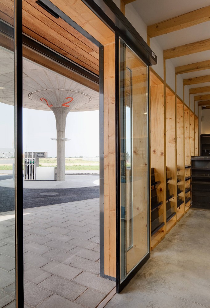 Gas Station / Atelier SAD