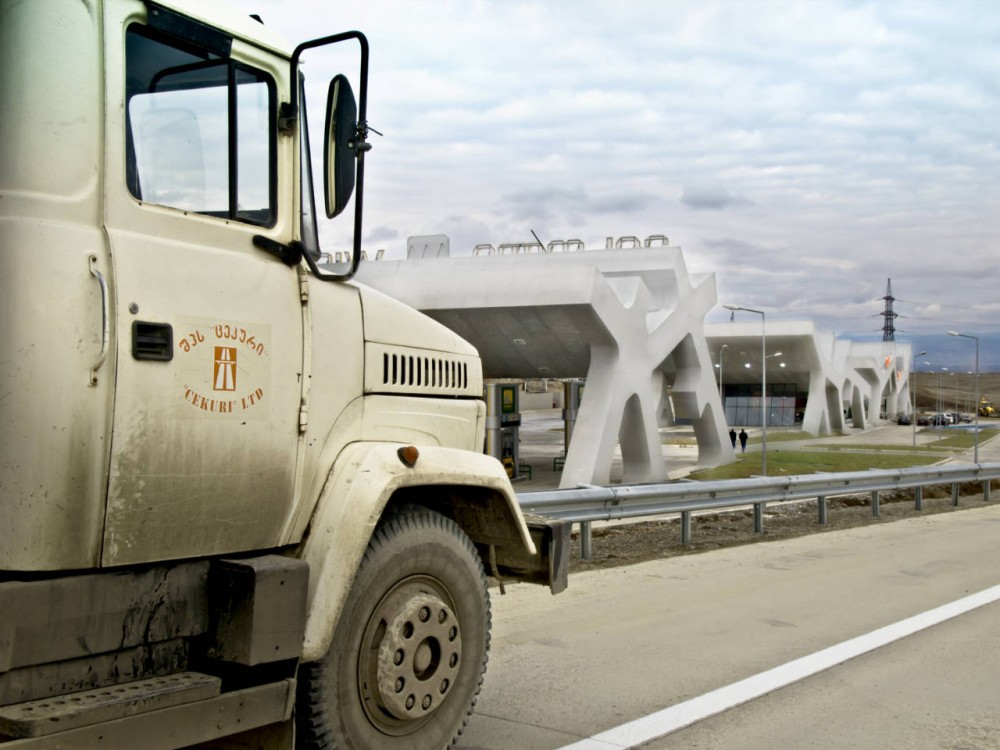 Head of the Roads Department of Georgia / J. Mayer H