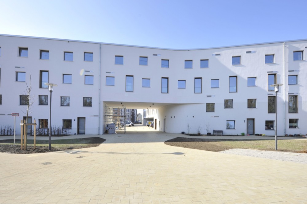 Passive House Plus / Onix & Kunst + Herbert