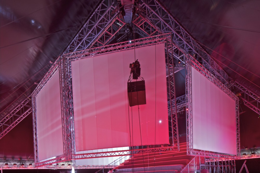 Kanye West’s seven-screen pavilion / OMA