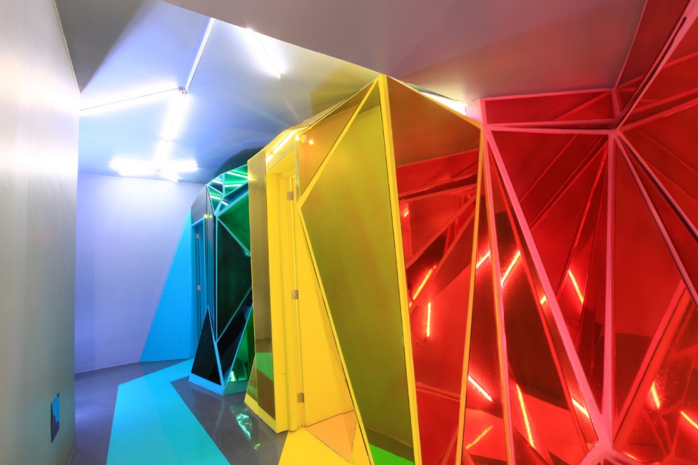 Wax Revolution Polanco / ROW Studio