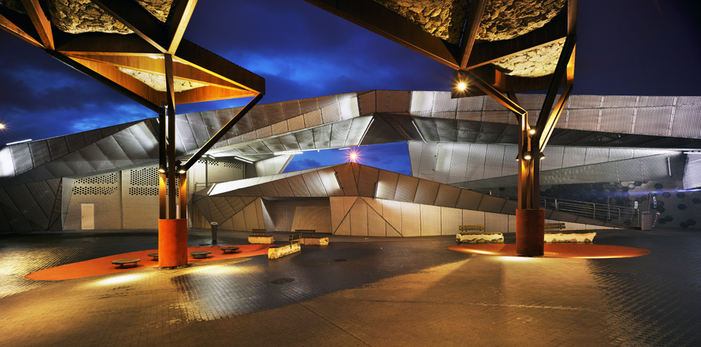 Pormetxeta Square / MTM Architects + XPIRAL