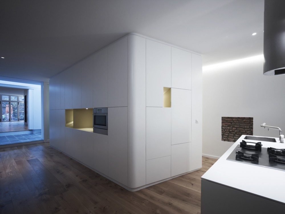 House Nieuwegracht / Rocha Tombal Architects