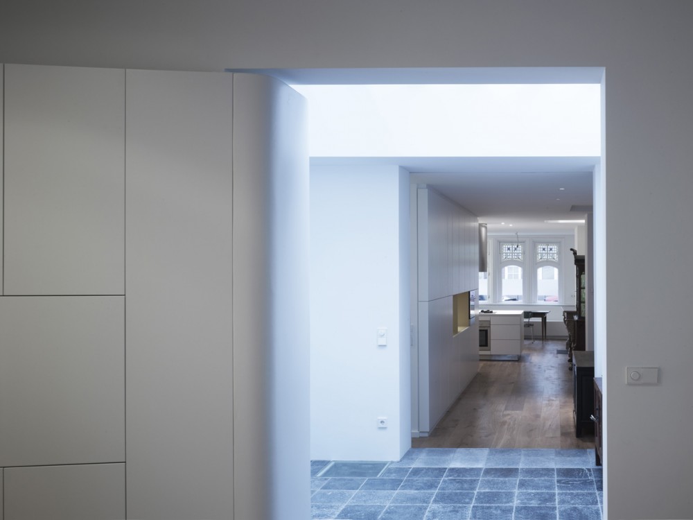 House Nieuwegracht / Rocha Tombal Architects