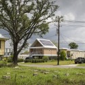 Make it Right Foundation / Shigeru Ban Shigeru Ban / Photographs © James Ewing/OTTO