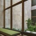 The Barnes Foundation Building / Tod Williams + Billie Tsien (27) The Barnes Foundation Building / Tod Williams + Billie Tsien (27) Looking into the Gallery Garden. The Barnes Foundation, Philadelphia. © 2012 Tom Crane