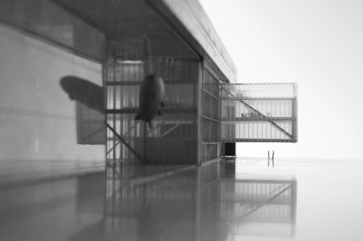08_On the plinth modelshot_BW