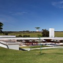 Alphaville Brasilia Clubhouse / DOMO Arquitetos Alphaville Brasilia Clubhouse / DOMO Arquitetos © Haruo Mikami
