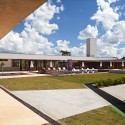 Alphaville Brasilia Clubhouse / DOMO Arquitetos Alphaville Brasilia Clubhouse / DOMO Arquitetos © Haruo Mikami