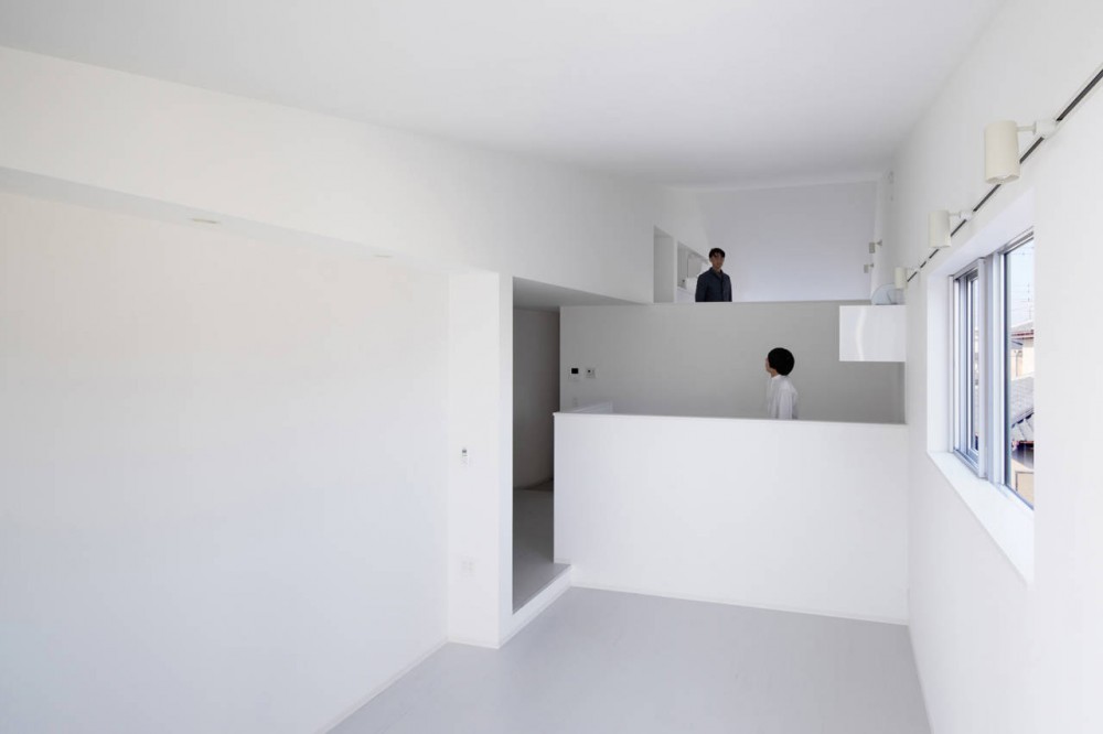 Ridge Apartment Complex in Gunma / SNARK + OUVI