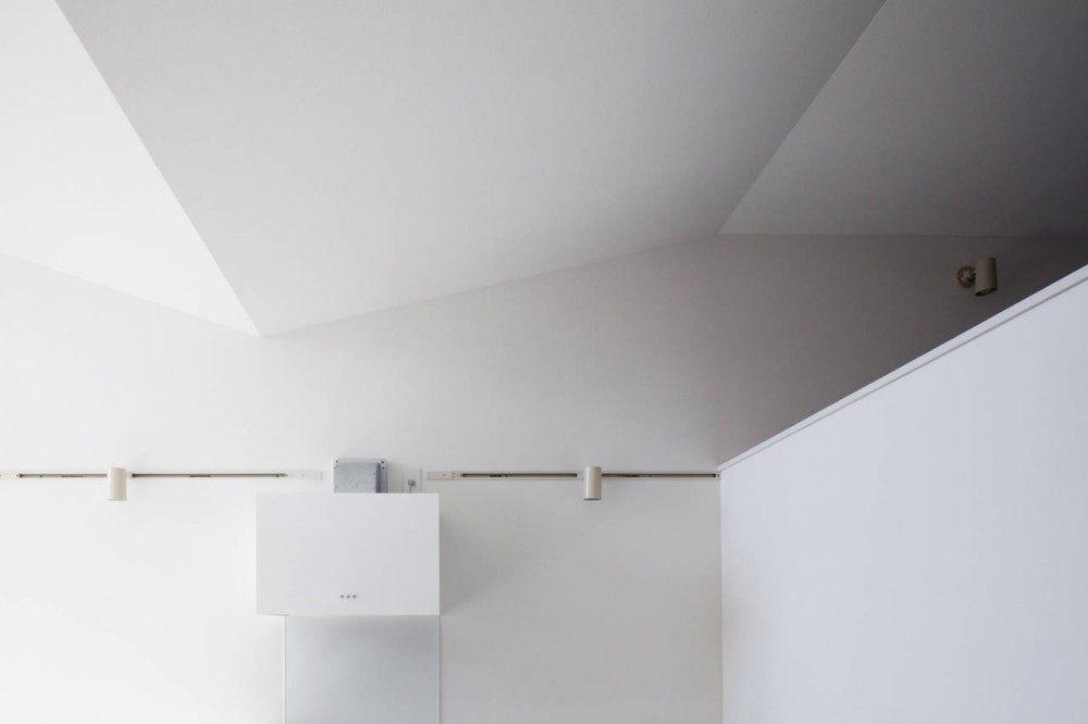 Ridge Apartment Complex in Gunma / SNARK + OUVI