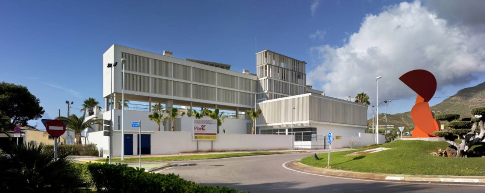 New Civil Guard Barracks House in Oropesa del Mar / espegel-fisac arquitectos