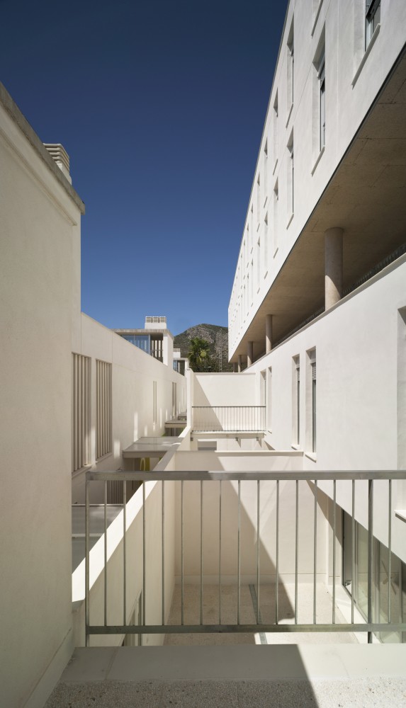 New Civil Guard Barracks House in Oropesa del Mar / espegel-fisac arquitectos