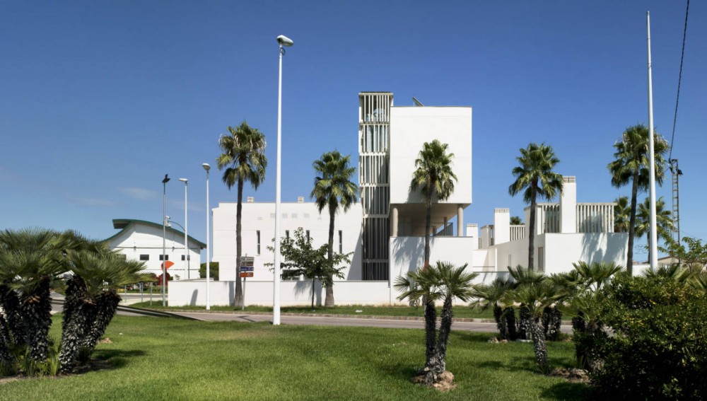 New Civil Guard Barracks House in Oropesa del Mar / espegel-fisac arquitectos