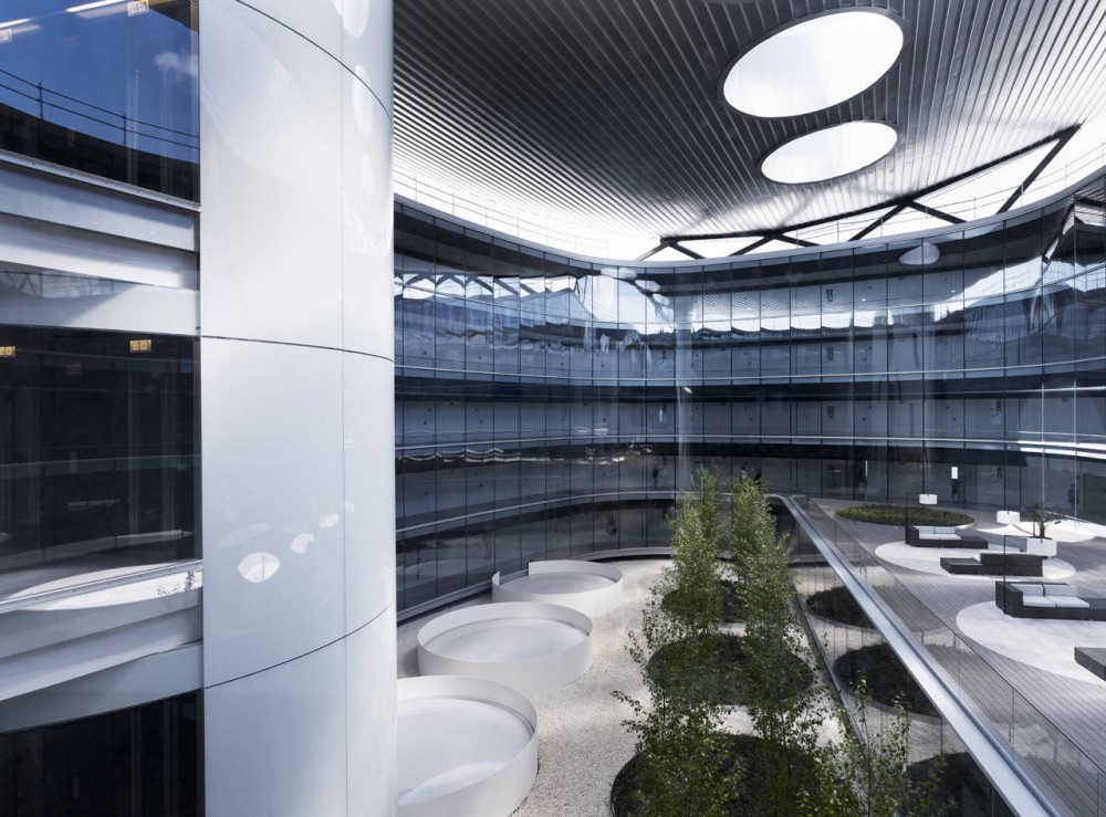 Rey Juan Carlos Hospital / Rafael De La-Hoz